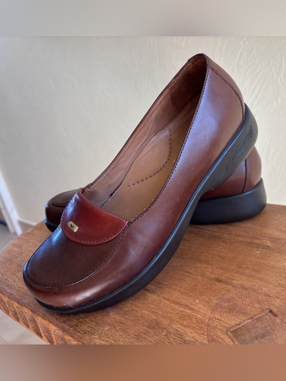Dansko Desiree Brown Two-Toned Loafer with Moccasin Toe Styling -size 37 (6.5-7)